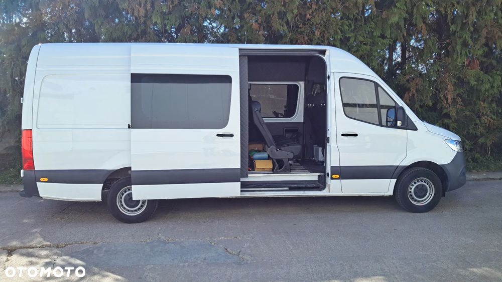 Mercedes-Benz Sprinter - 1