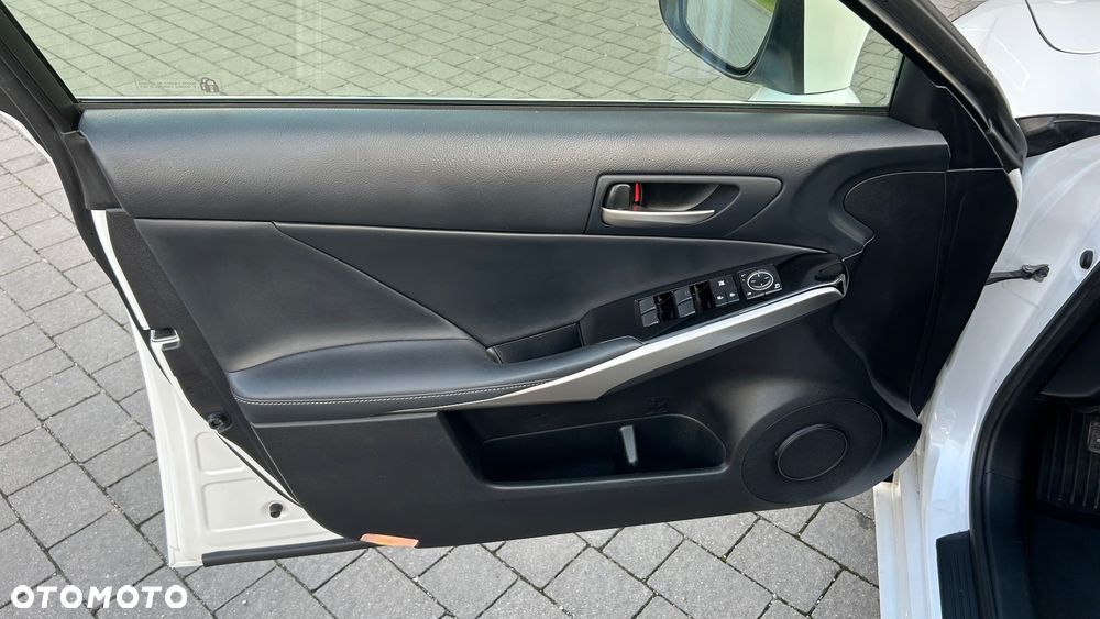 Lexus IS F SPORT - 22
