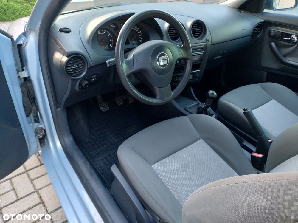 Seat Ibiza 1.4 16V Stylance - 5
