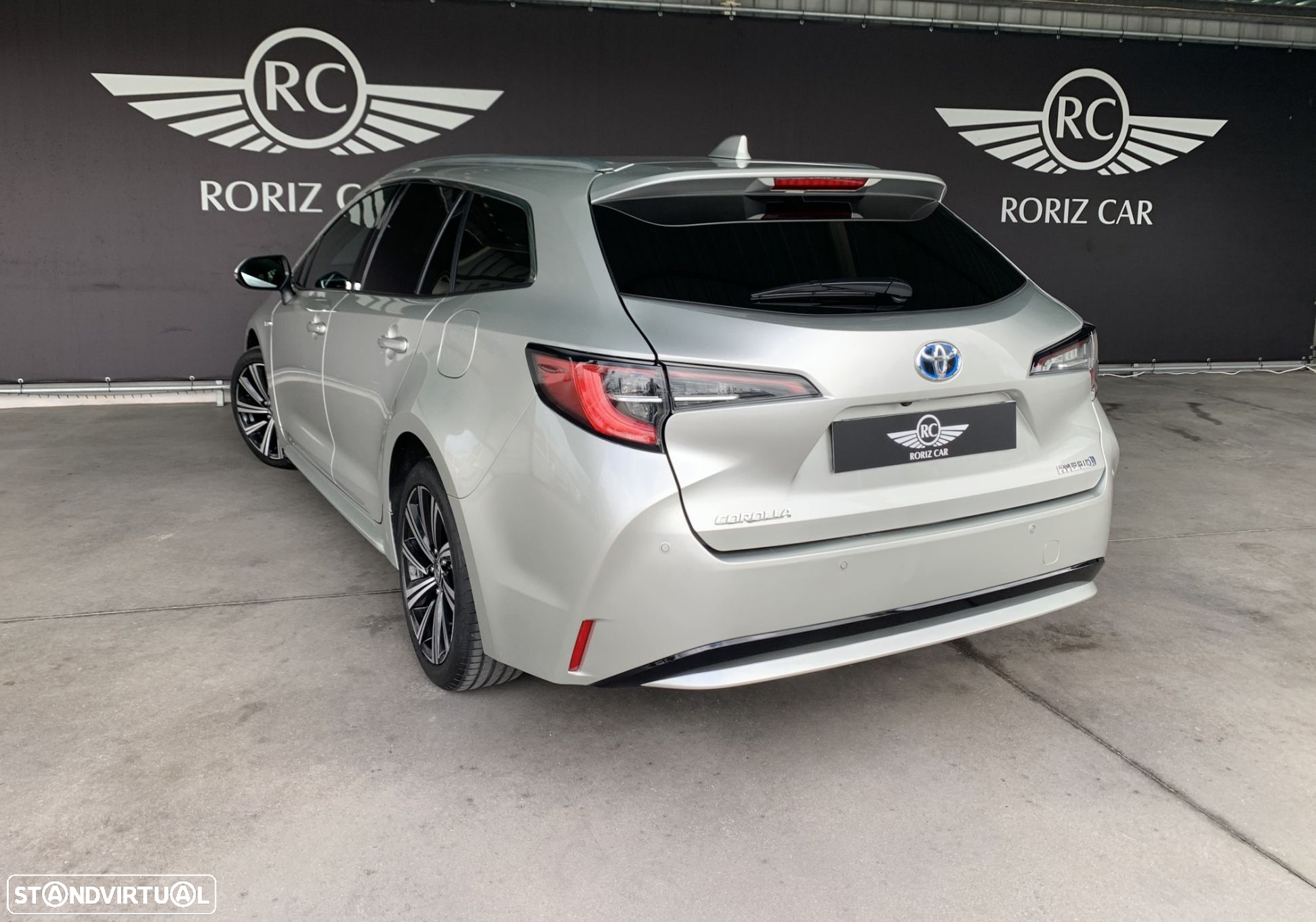 Toyota Corolla Touring Sports 1.8 Hybrid Comfort+P.Sport - 6