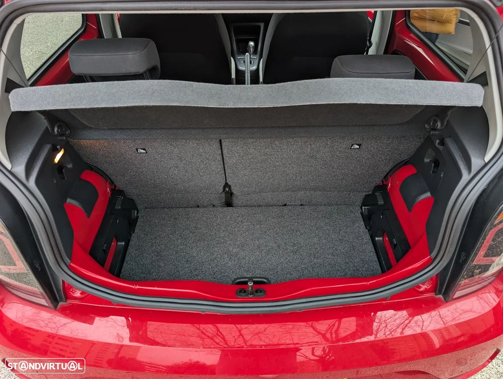 VW Up! 1.0 High Auto - 3