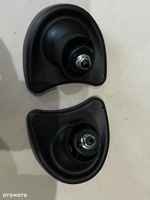 LUSTERKA HARLEY STREET GLIDE 14-23 - 3