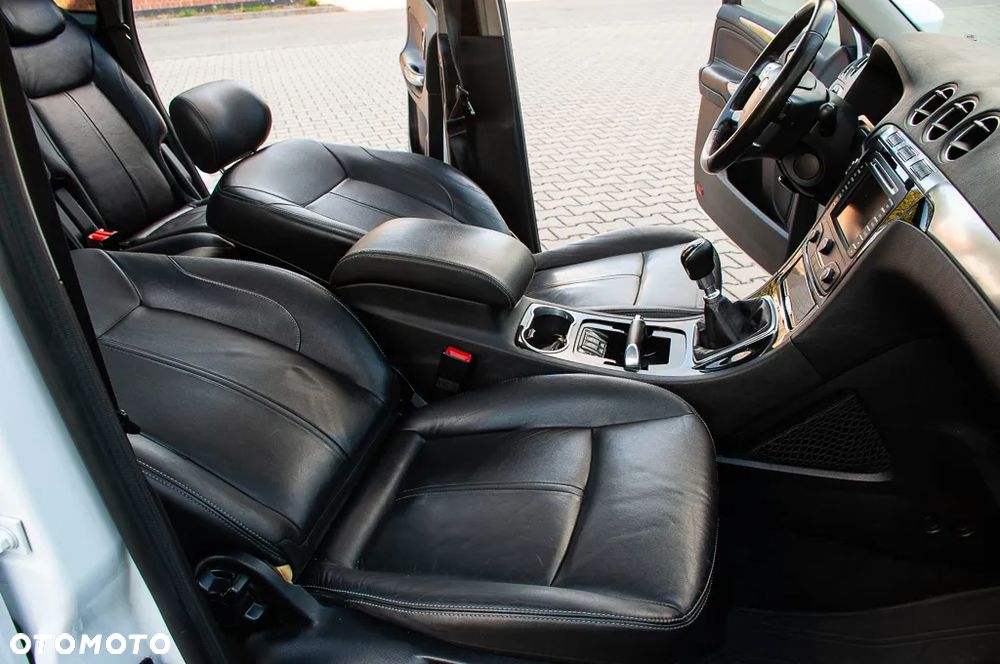 Ford S-Max 2.0 TDCi DPF Titanium - 13