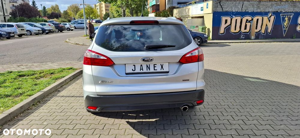 Ford Focus 1.6 EcoBoost Titanium - 6