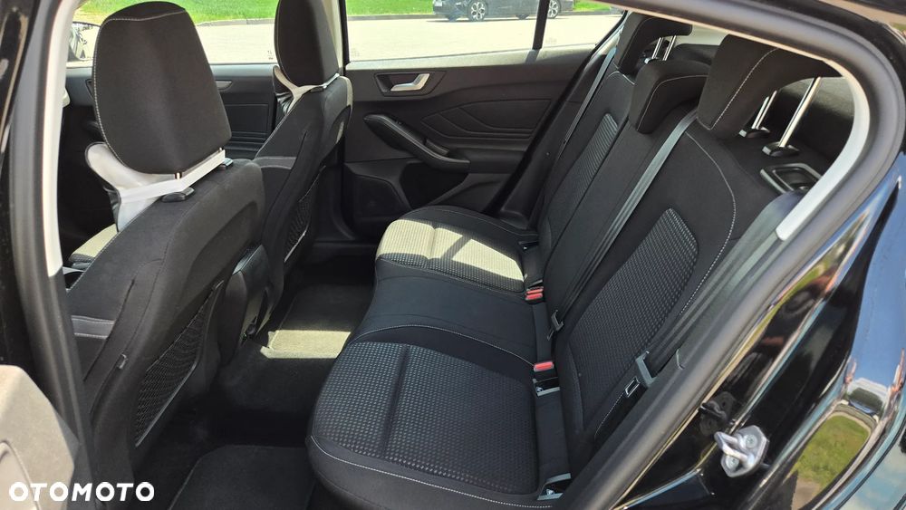 Ford Focus 1.5 EcoBlue Start-Stopp-System TITANIUM DESIGN - 7