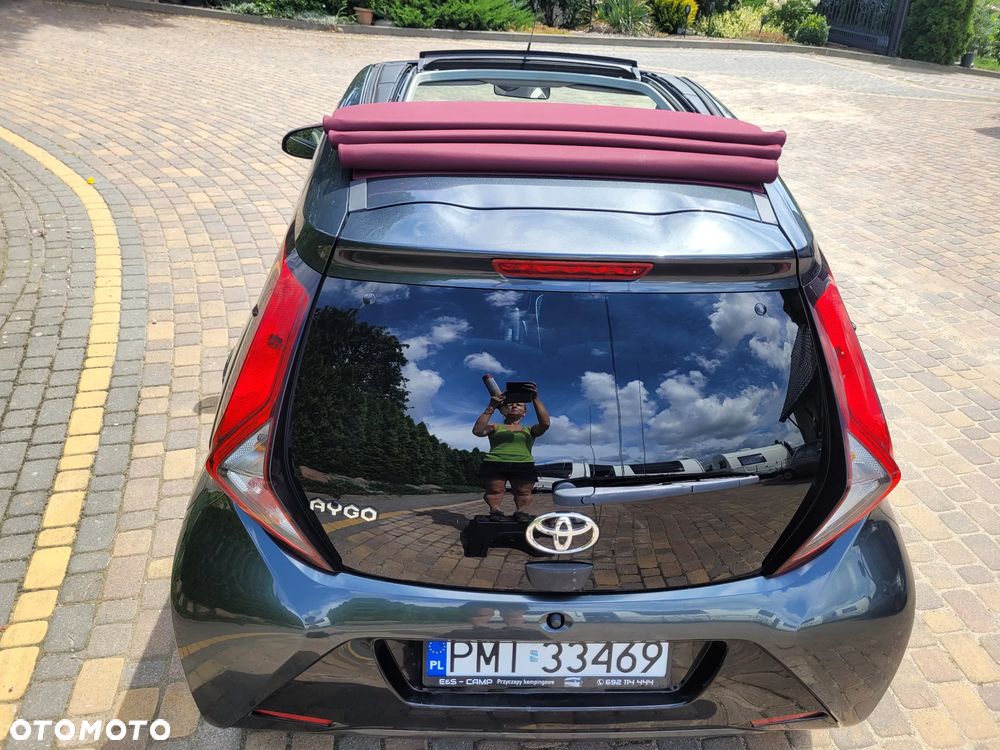 Toyota Aygo 1.0 VVT-i Color Edition - 2