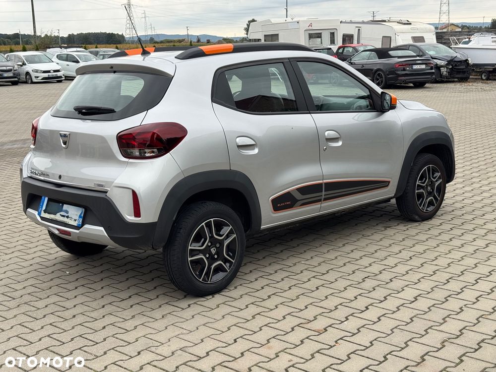 Dacia Spring - 9