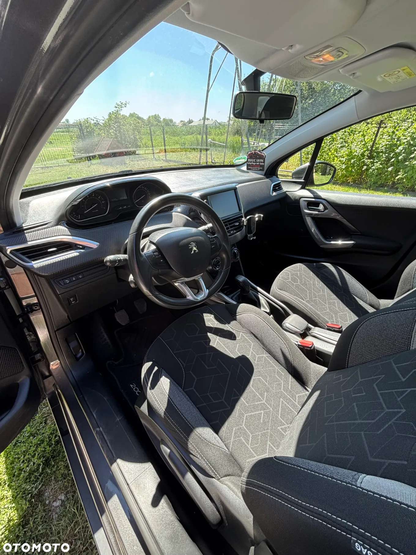Peugeot 2008 - 6