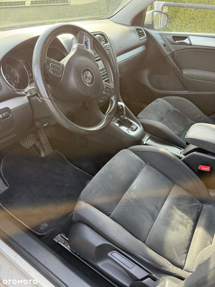 Volkswagen Golf 1.4 TSI Highline DSG - 9