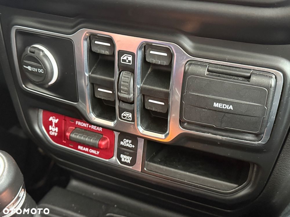 Jeep Gladiator - 34
