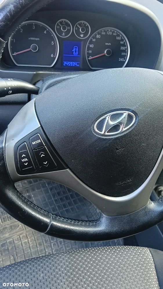 Hyundai i30 1.6 CRDi Classic - 10