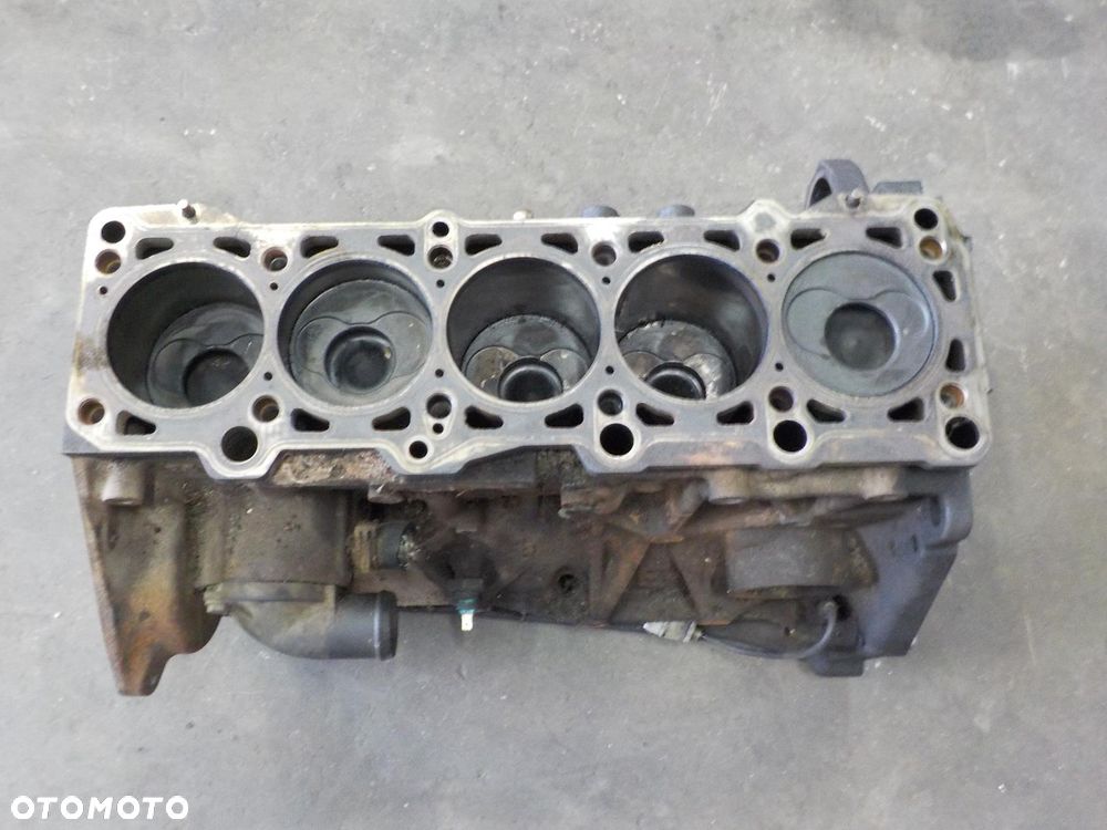 VW LT 2.5 TDI BLOK SILNIK DÓŁ SILNIKA WAŁ - 2