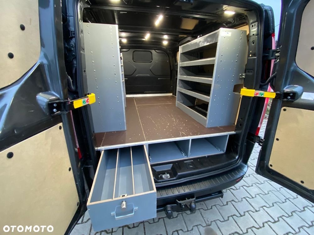 Ford TRANSIT CUSTOM 2,0 TDCI 130KM L1H1 NISKI PRZEBIEG ZABUDOWA WARSZTATOWA - 26