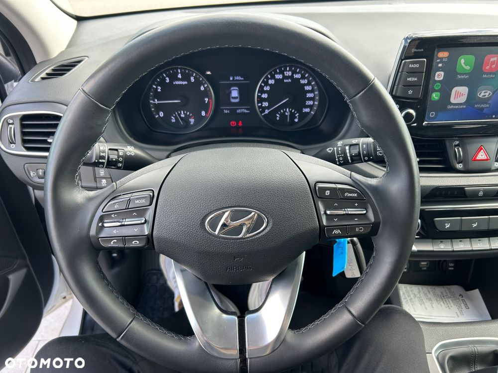 Hyundai i30 1.0 T-GDI Smart - 12