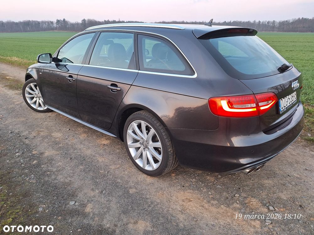 Audi A4 Avant 2.0 TDI DPF S line Sportpaket - 5