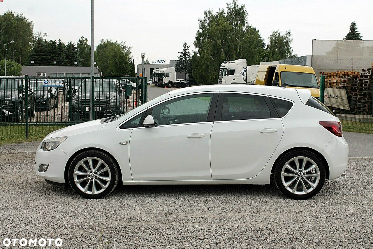 Opel Astra IV 1.4 T Cosmo S&S - 26