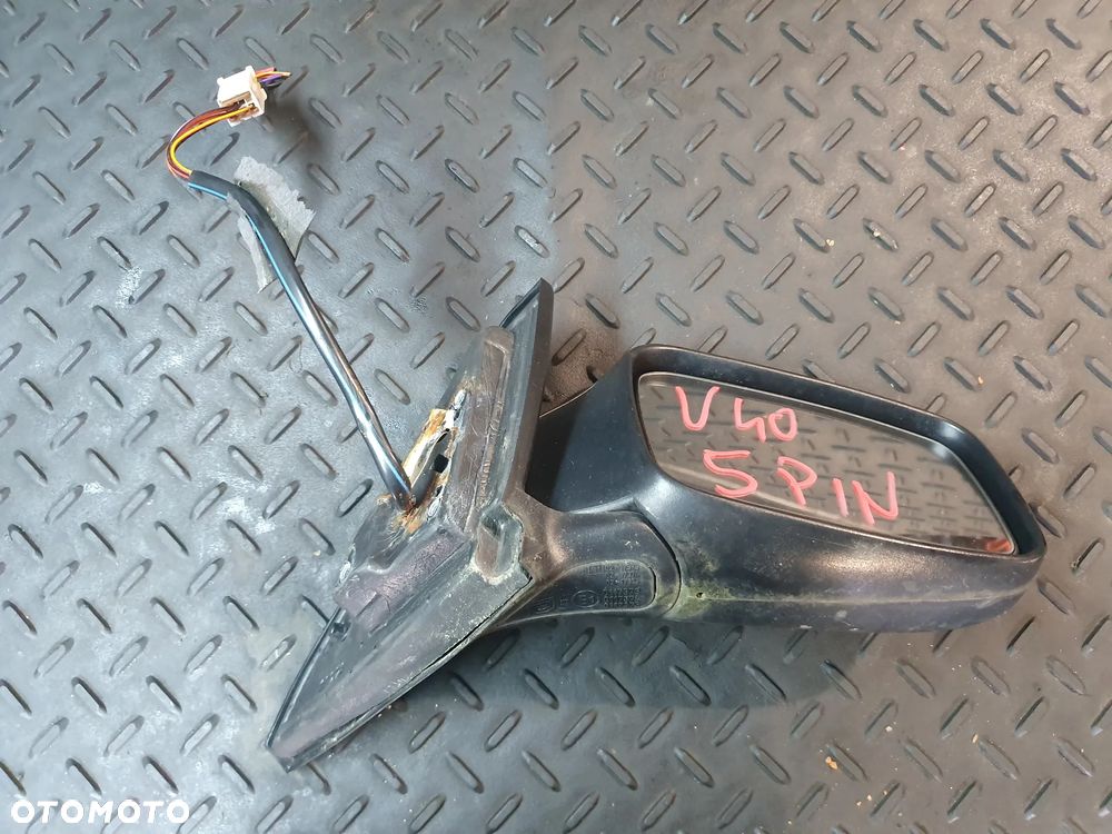 LUSTERKO PRAWE VOLVO V40 5 PIN LIFT  WERSJA EUROPEJSKA - 2