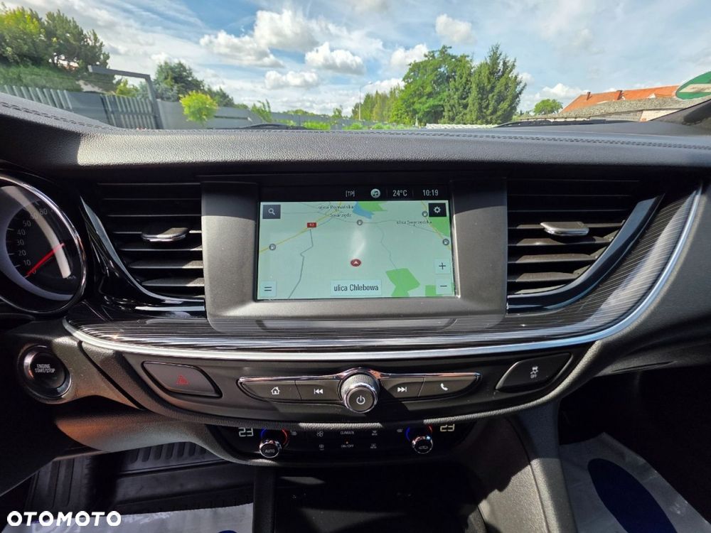 Opel Insignia - 15