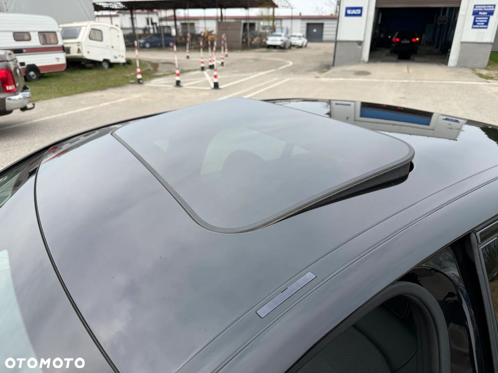 Mercedes-Benz Klasa C 180 7G-TRONIC Exclusive - 34