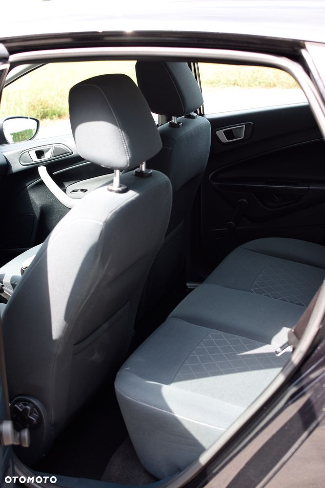 Ford Fiesta 1.25 SYNC Edition - 29
