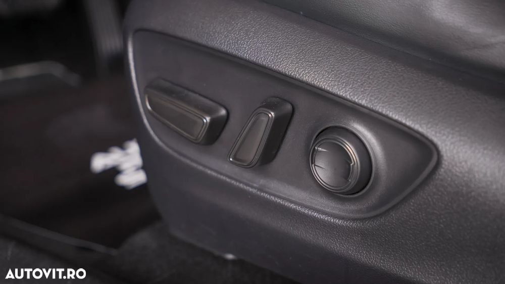 Toyota RAV4 2.5 Hybrid VVT-iE 4x4 Dynamic - 24