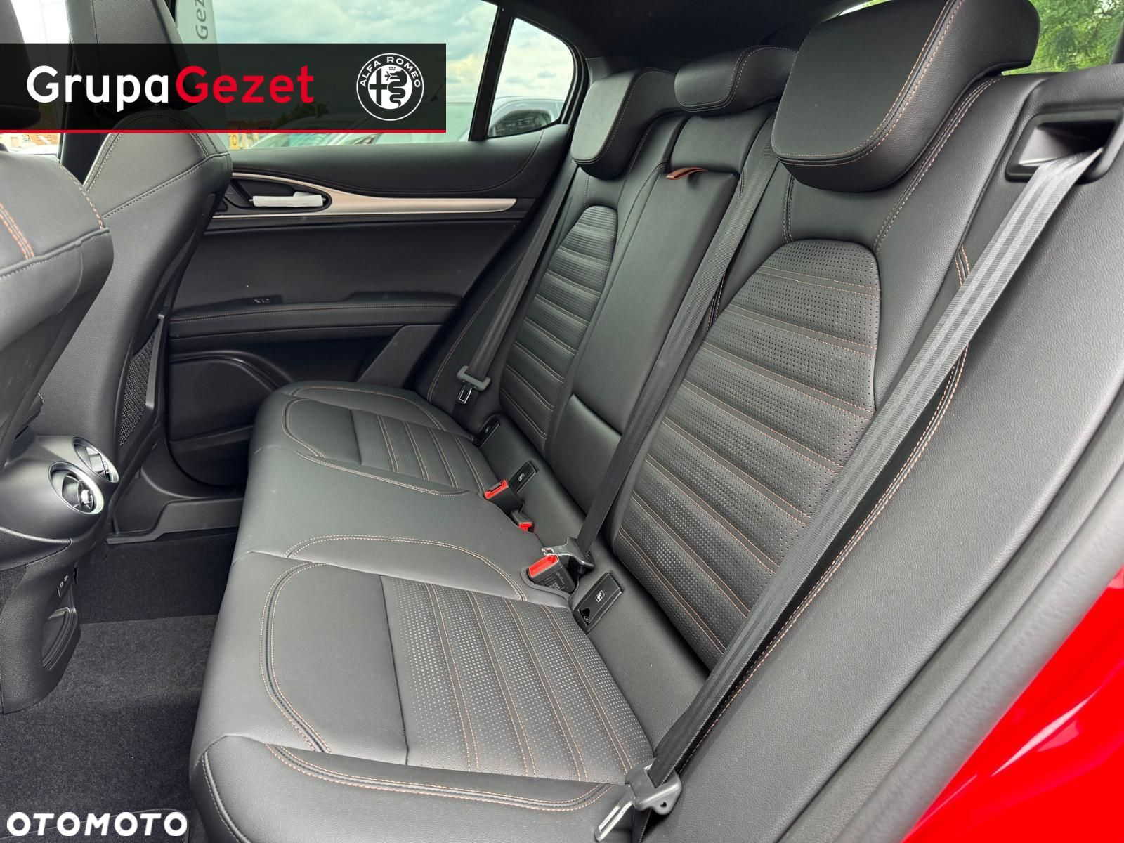 Alfa Romeo Stelvio - 15