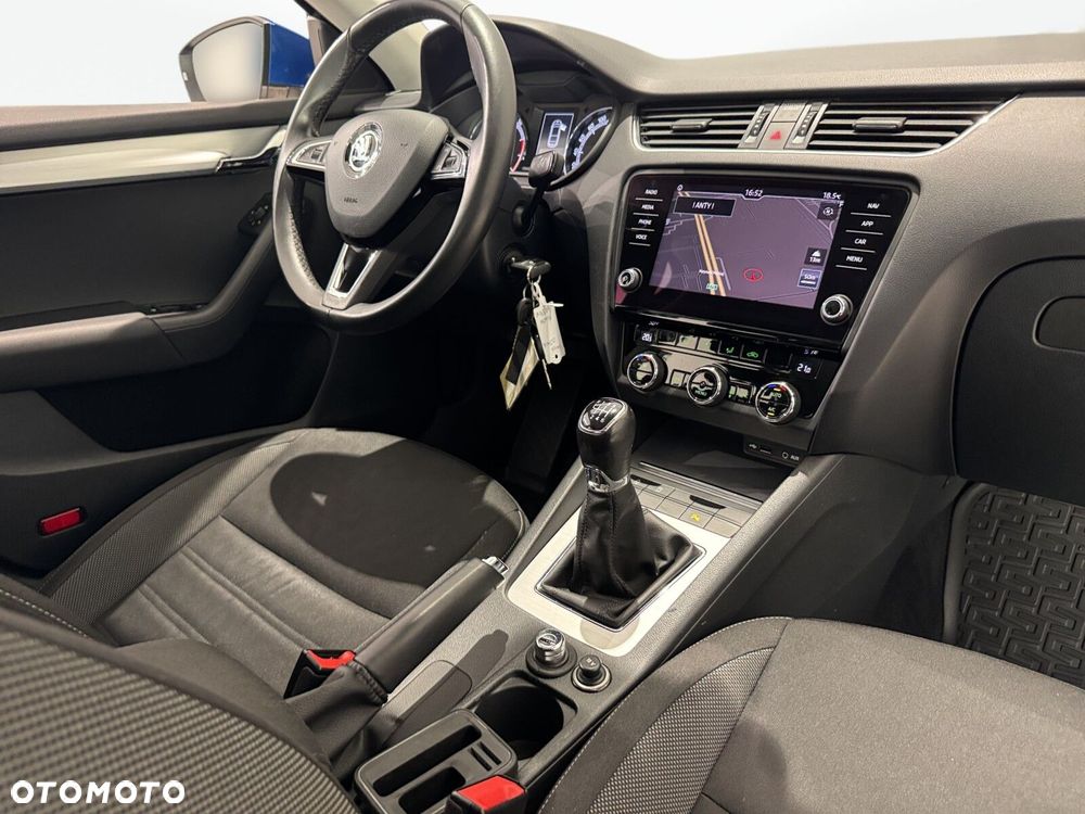 Skoda Octavia 1.4 TSI Ambition - 19