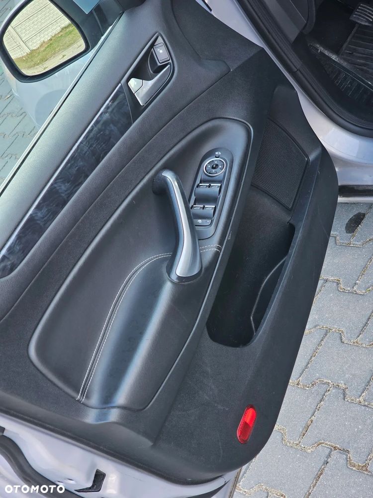 Ford Mondeo SW 2.0 TDCi Titanium X - 25