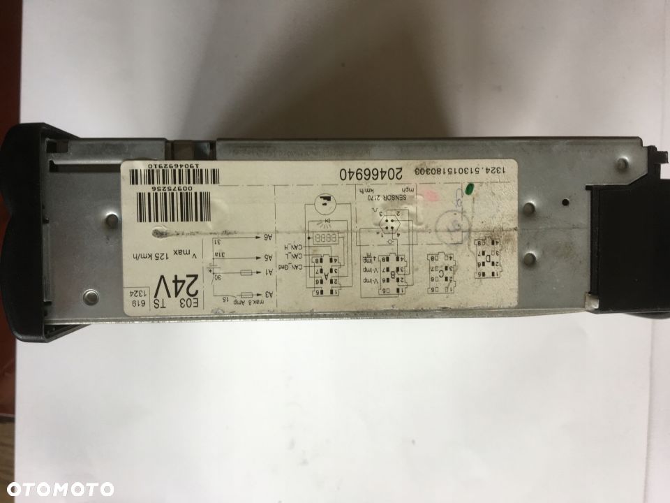 Tachograf analogowy szufladkowy VOLVO 20879737 - 3