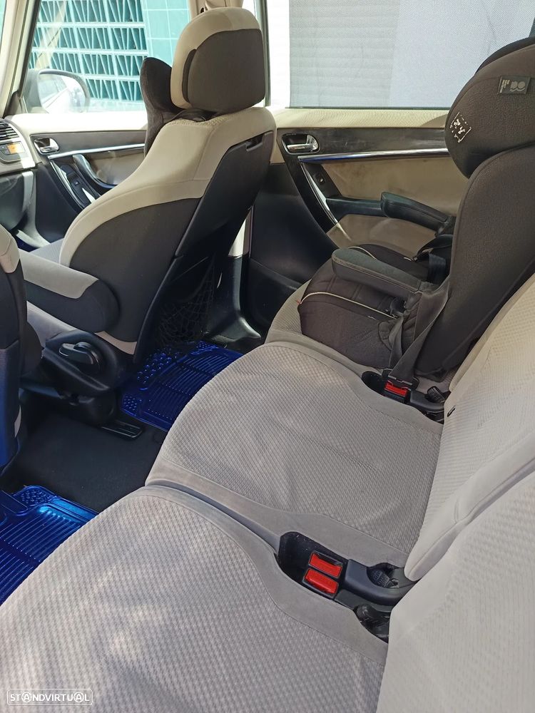 Citroën C4 Grand Picasso 1.6 HDi X - 12