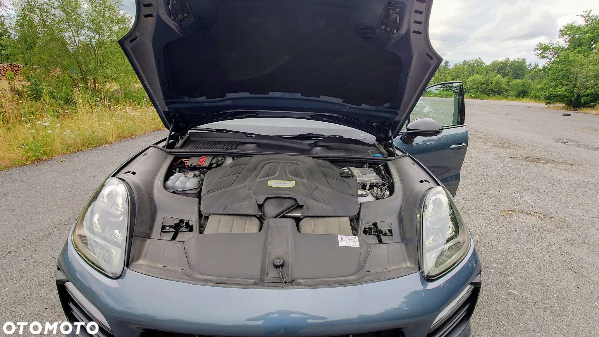 Porsche Cayenne E-Hybrid Platinum Edition - 25