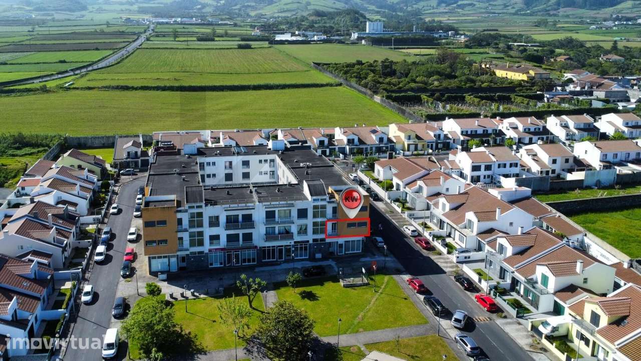 Apartamento T2 com Terraço | Ribeira Grande, São Miguel - Grande imagem: 3/27
