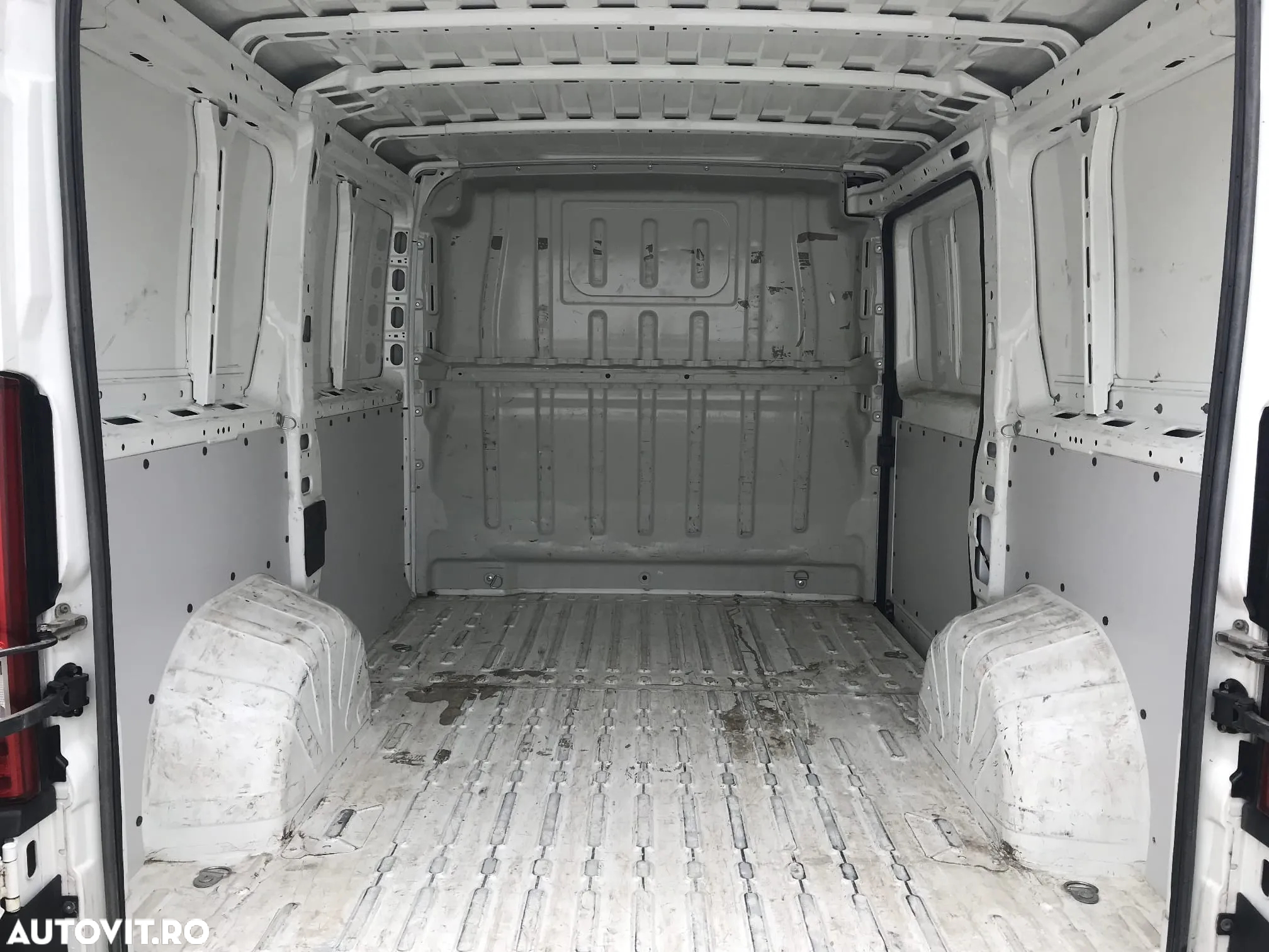 Peugeot Boxer HDi 330 L1H1 S&S Active - 35