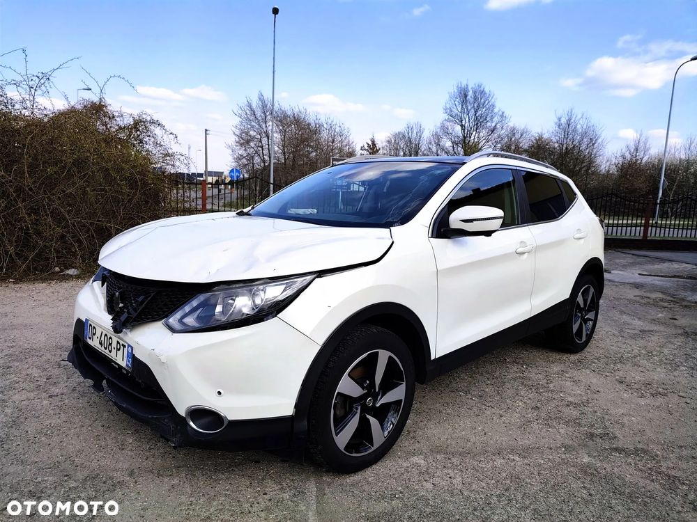 Nissan Qashqai 1.5 dCi DPF 360 - 1