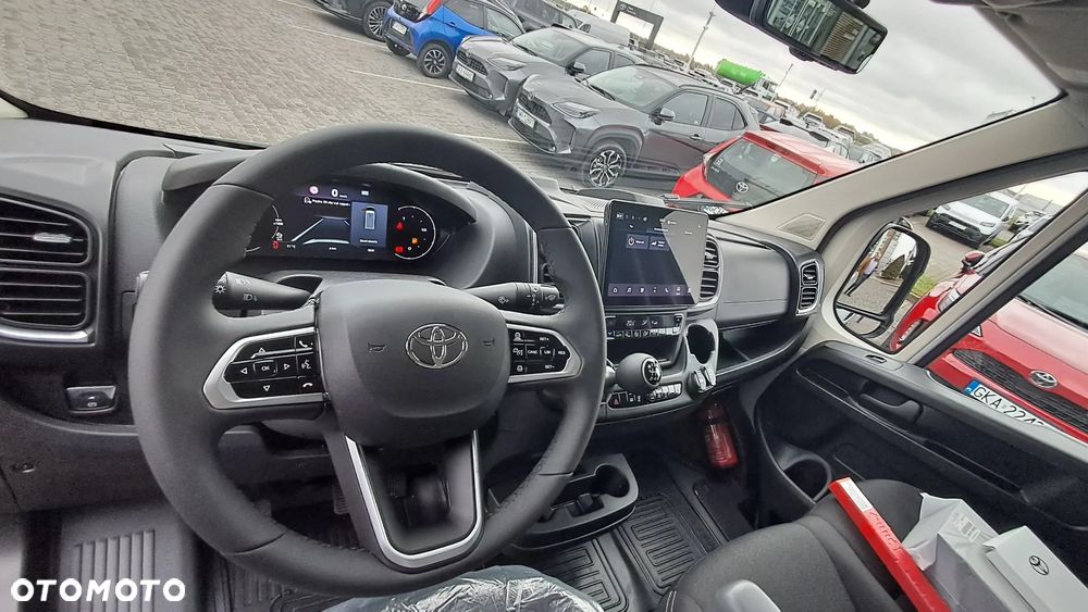 Toyota Proace MAX - 10