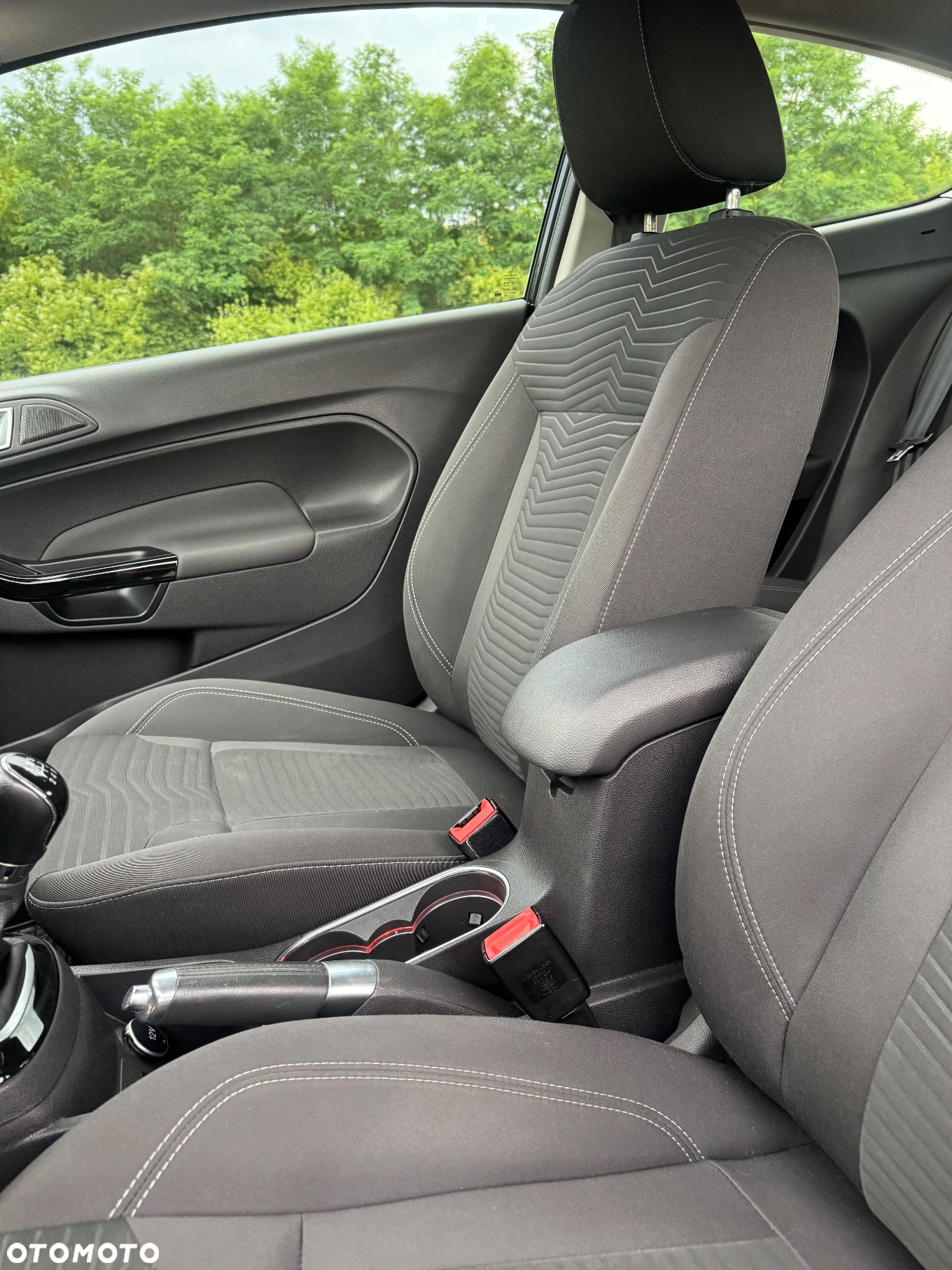 Ford Fiesta 1.0 EcoBoost Titanium - 29