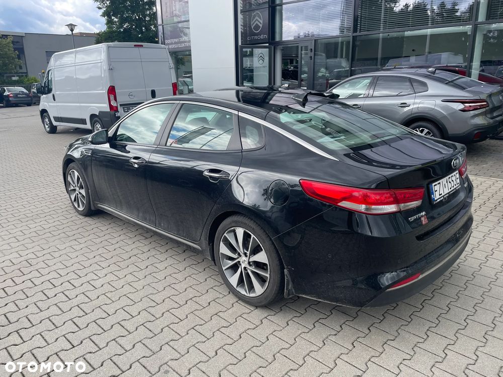 Kia Optima - 4