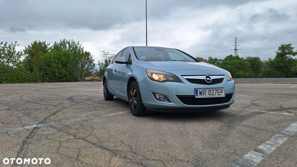 Opel Astra 1.6 T Sport - 2