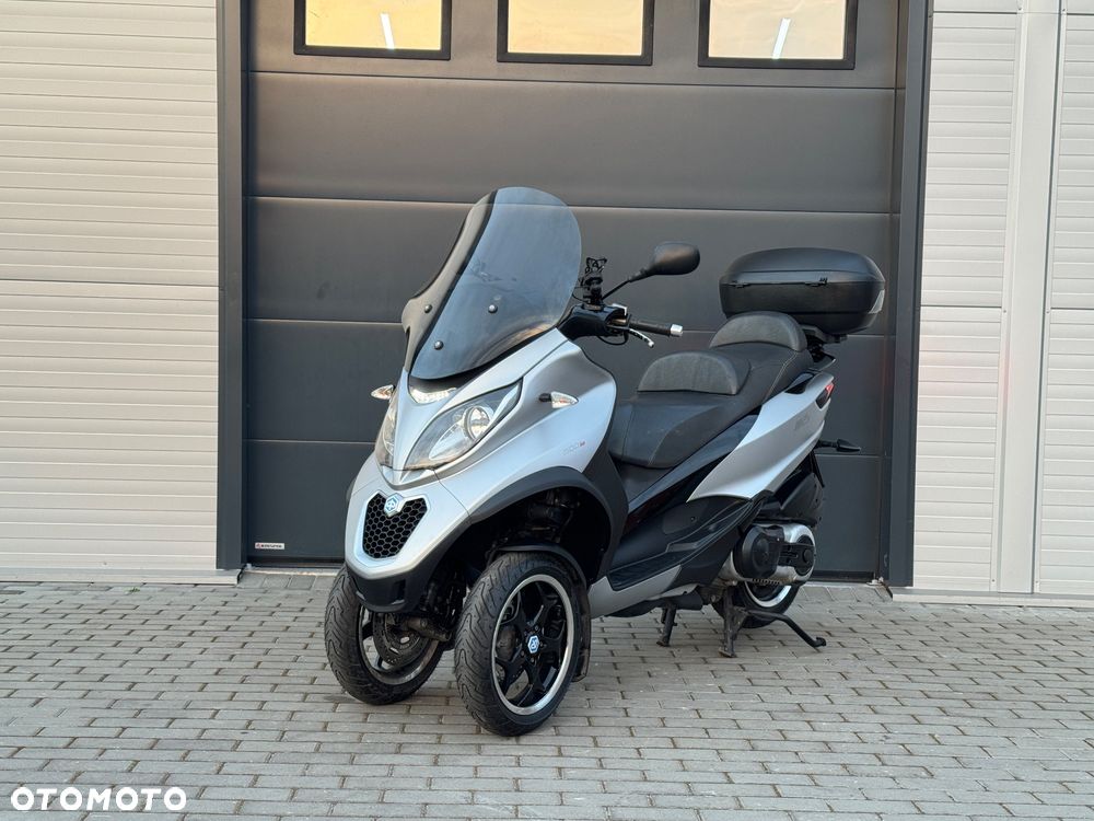 Piaggio MP-3 - 22