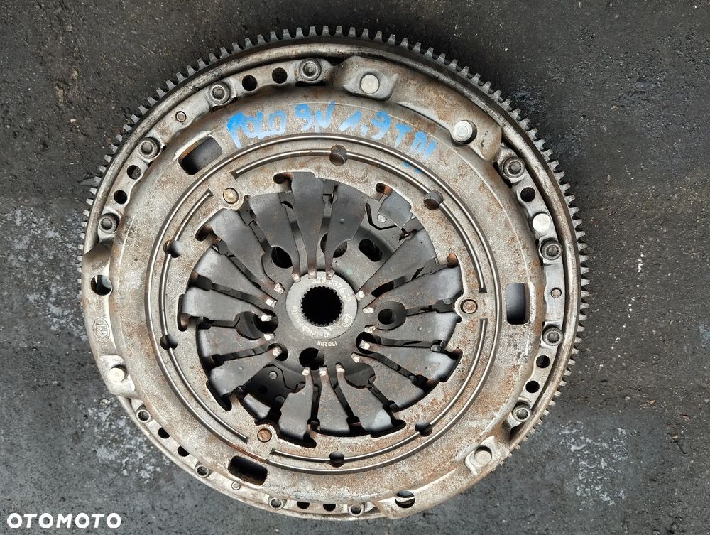 SPRZĘGŁO DWUMASA VW POLO 9N 1.9 TDI - 4