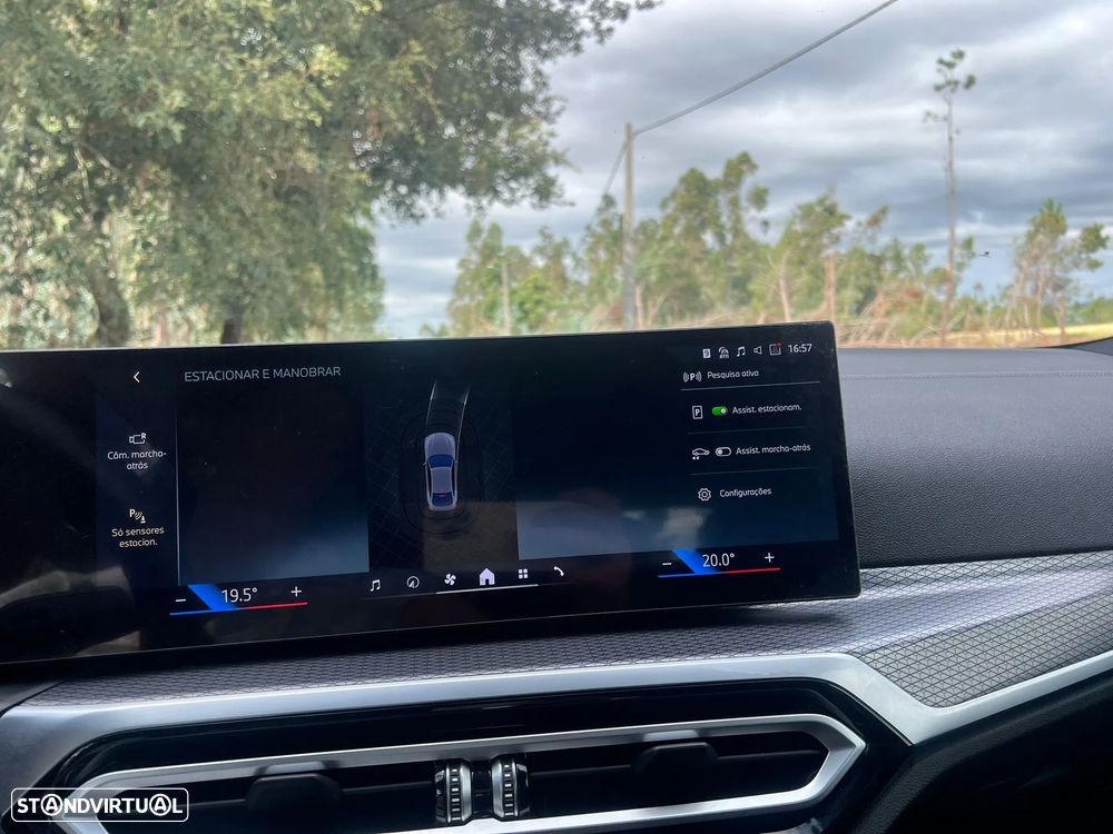 BMW i4 eDrive40 Edição Desportiva M - 27