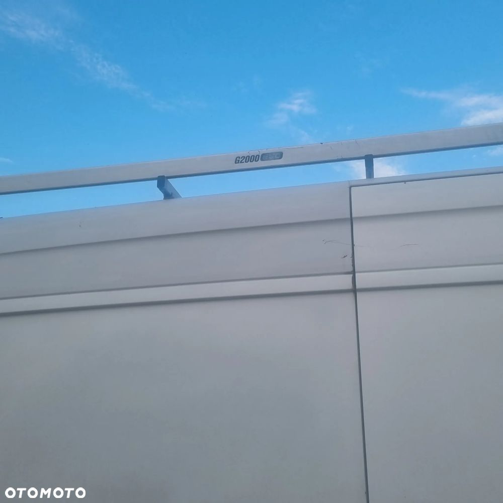 Mercedes-Benz Sprinter - 4