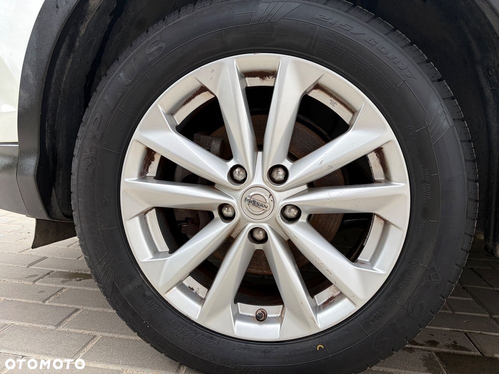 Nissan Qashqai - 14