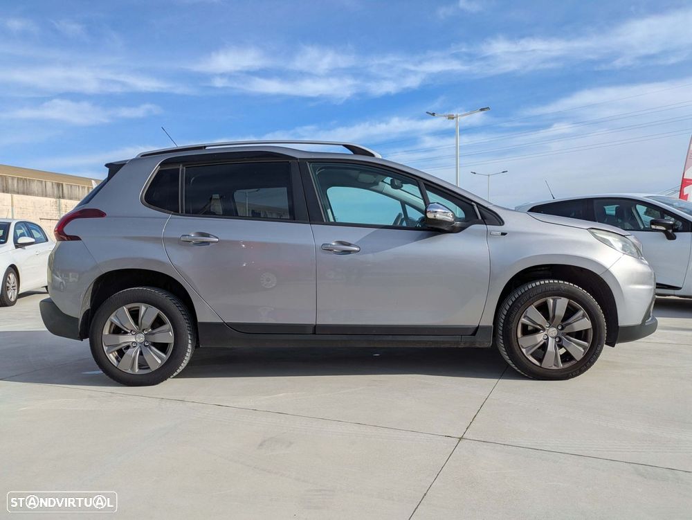 Peugeot 2008 1.6 BlueHDi Style - 4