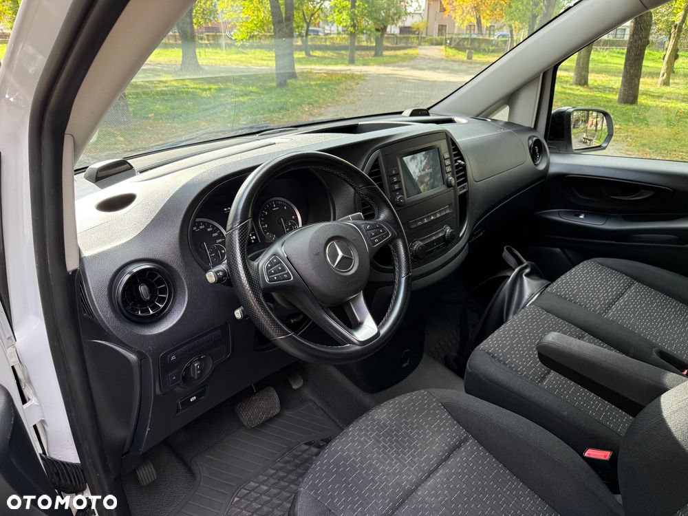 Mercedes-Benz Vito - 20
