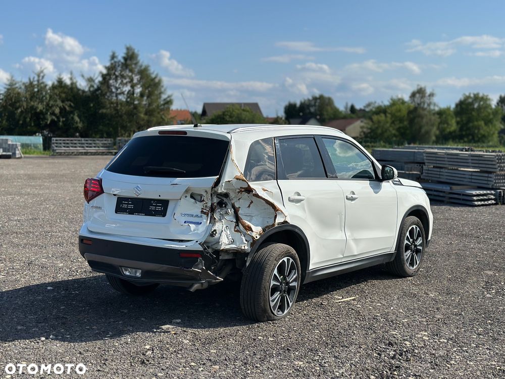 Suzuki Vitara - 11