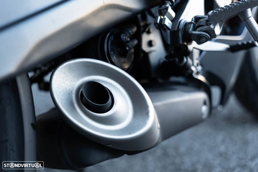 Honda CBR - 6
