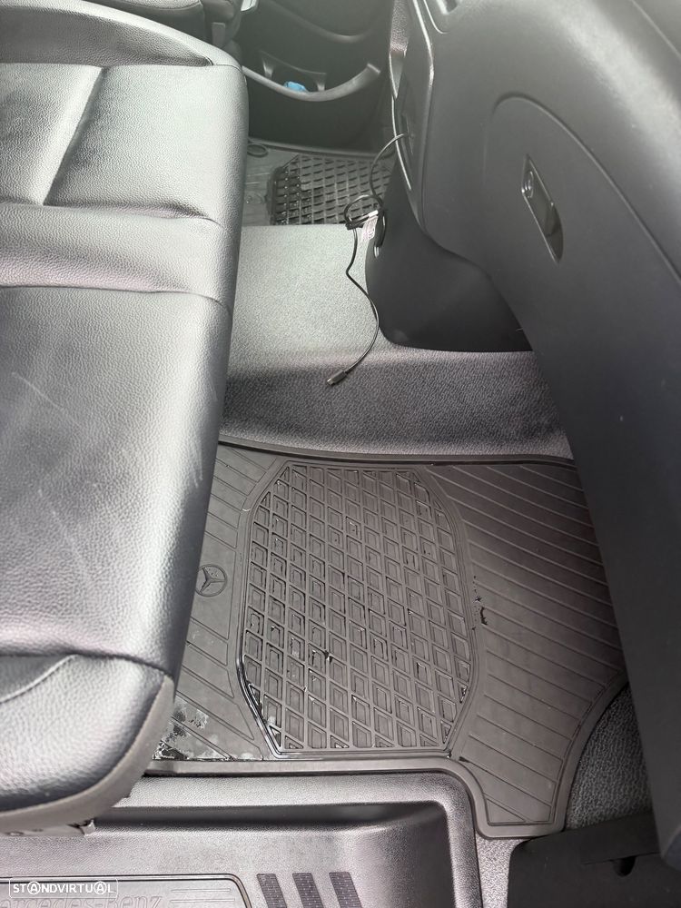 Mercedes-Benz VITO - 17