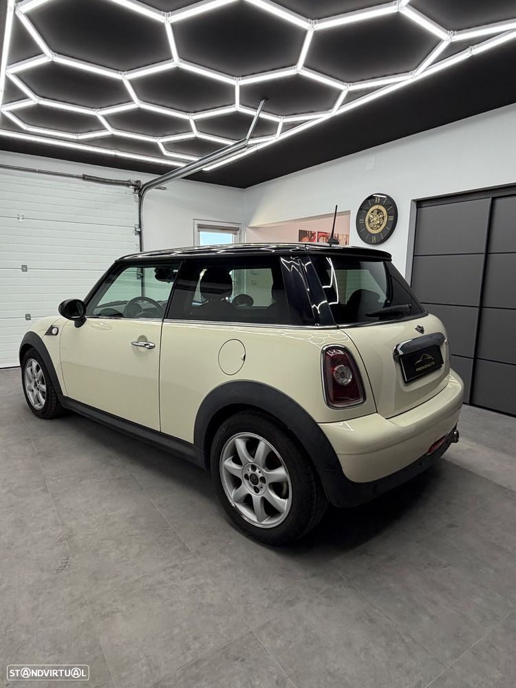 MINI 3 Portas Cooper D - 6