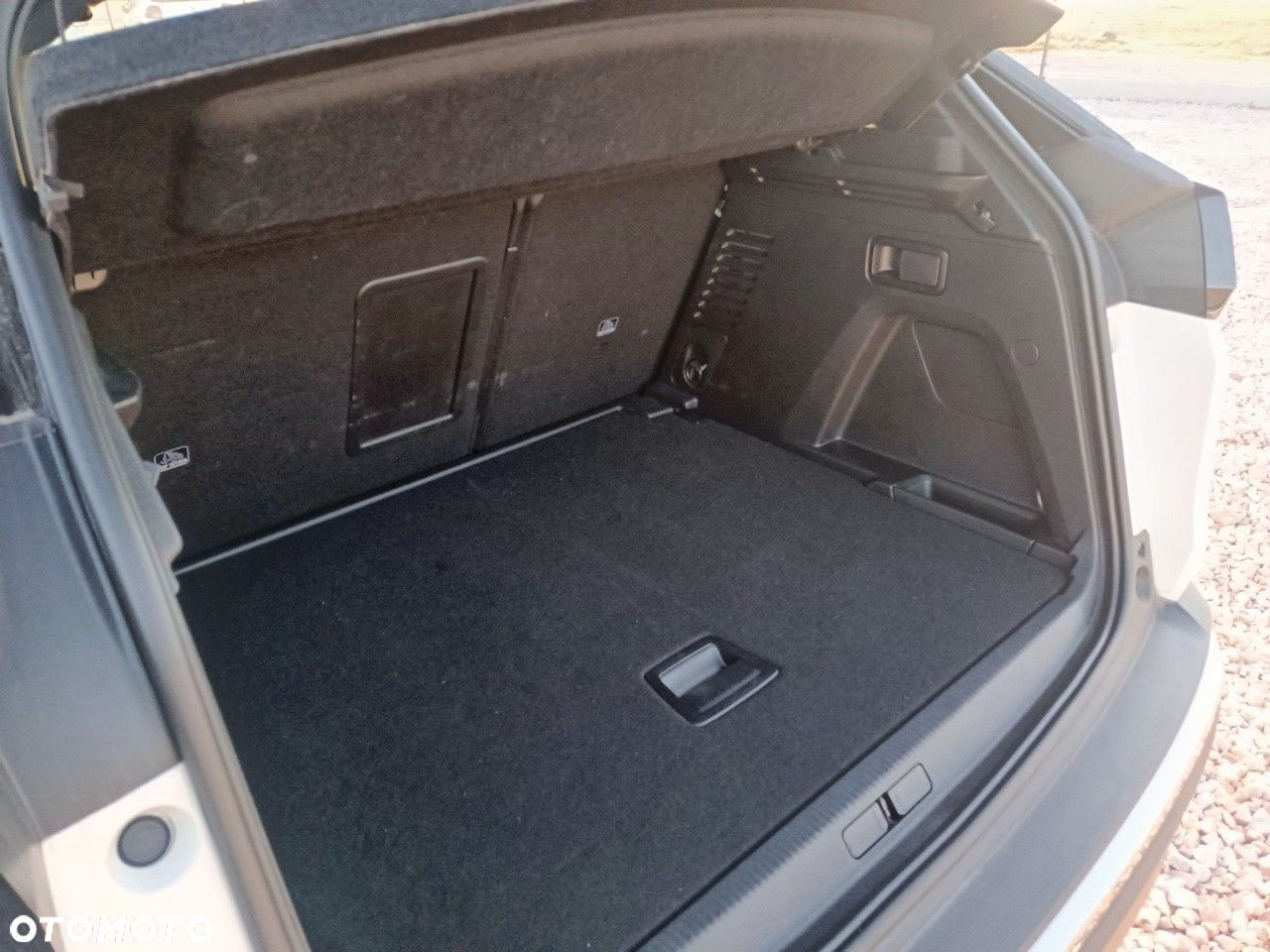 Peugeot 3008 1.5 BlueHDi Allure Pack S&S EAT8 - 6